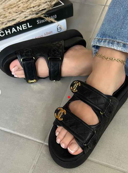 SANDALIA SUECA CHANEL